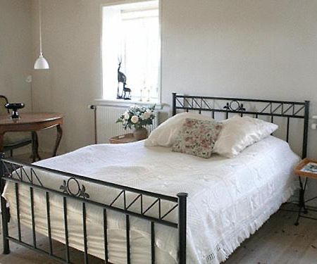 Vindeby  Teglgaarden Bed & Breakfast الغرفة الصورة